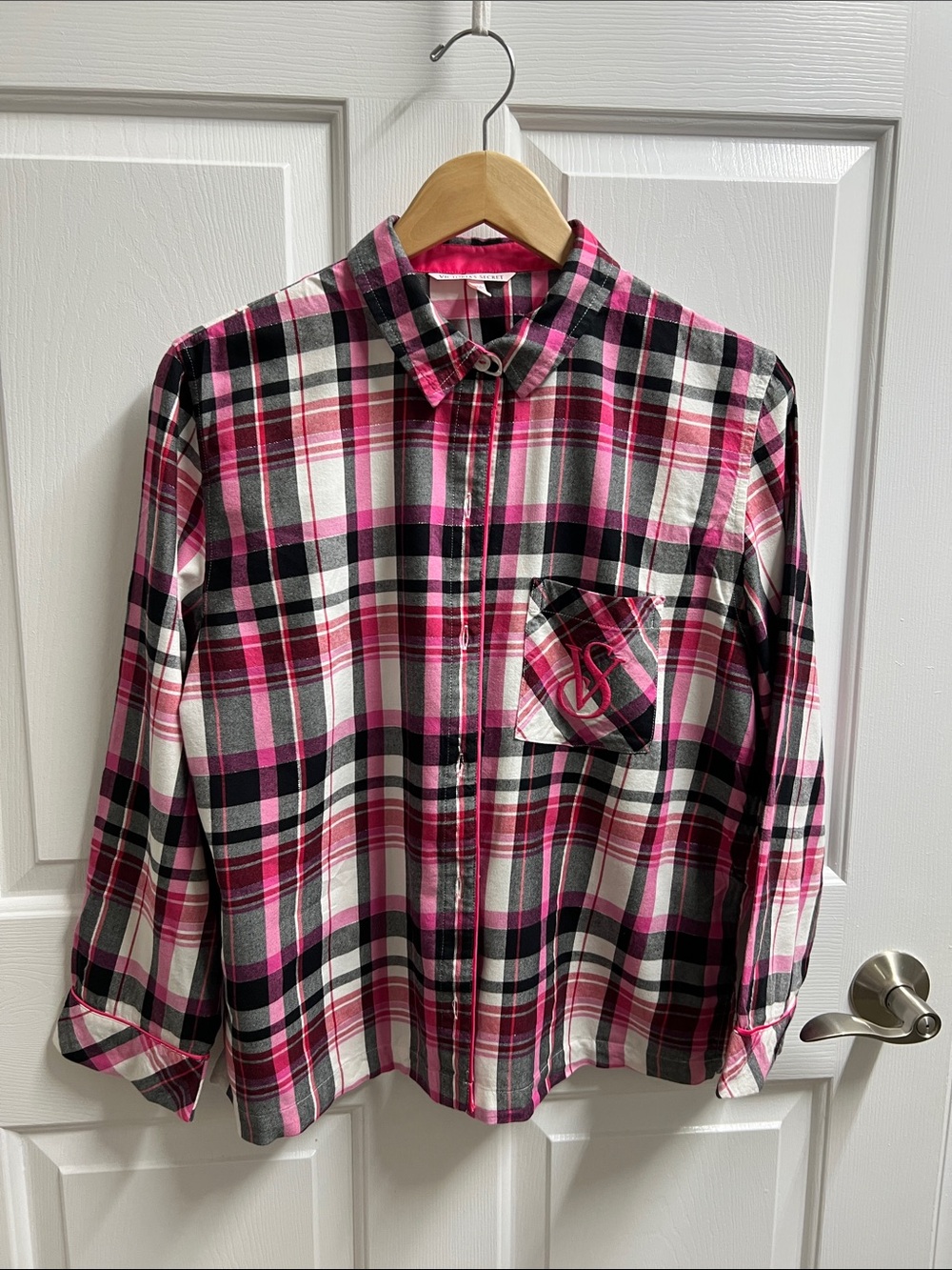 Victoria's Secret Pink Black White Plaid Button Front pj shirt small S NWOT 536